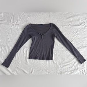 Brandy Melville grey long sleeve tee - one size